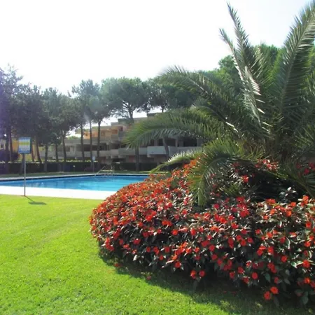 With Direct Access To The Pool *